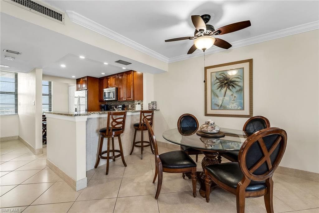 440 Seaview CT 1201-14