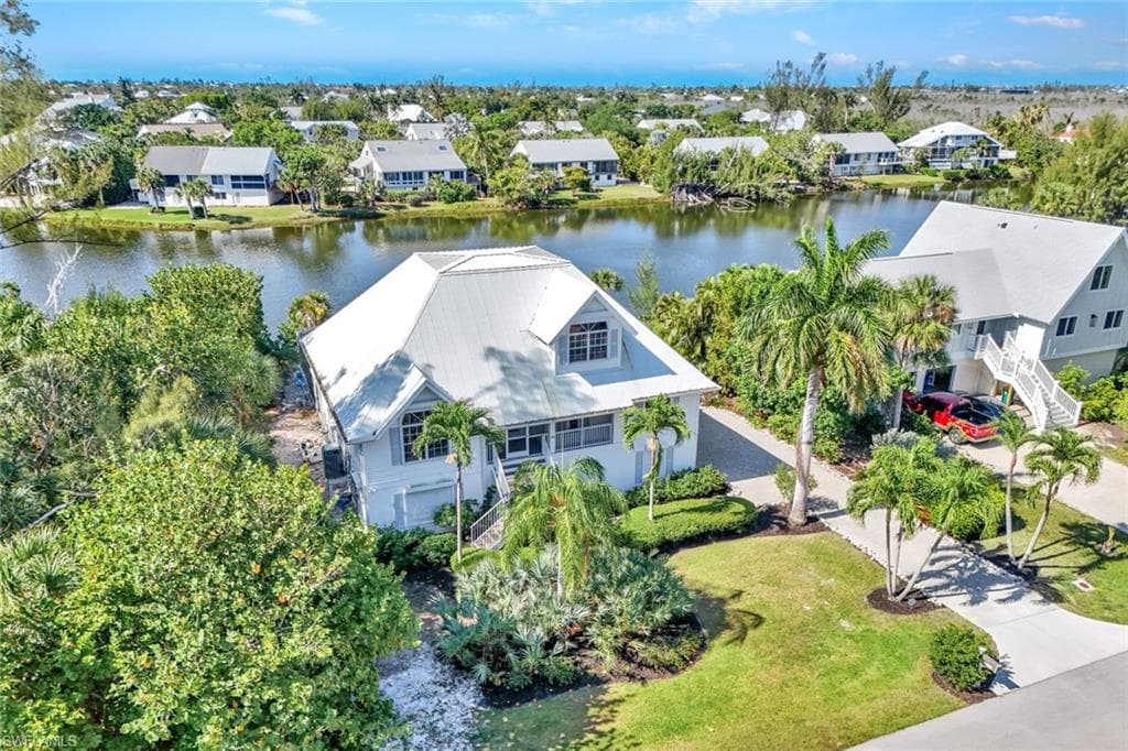 9007 Mockingbird DR-2