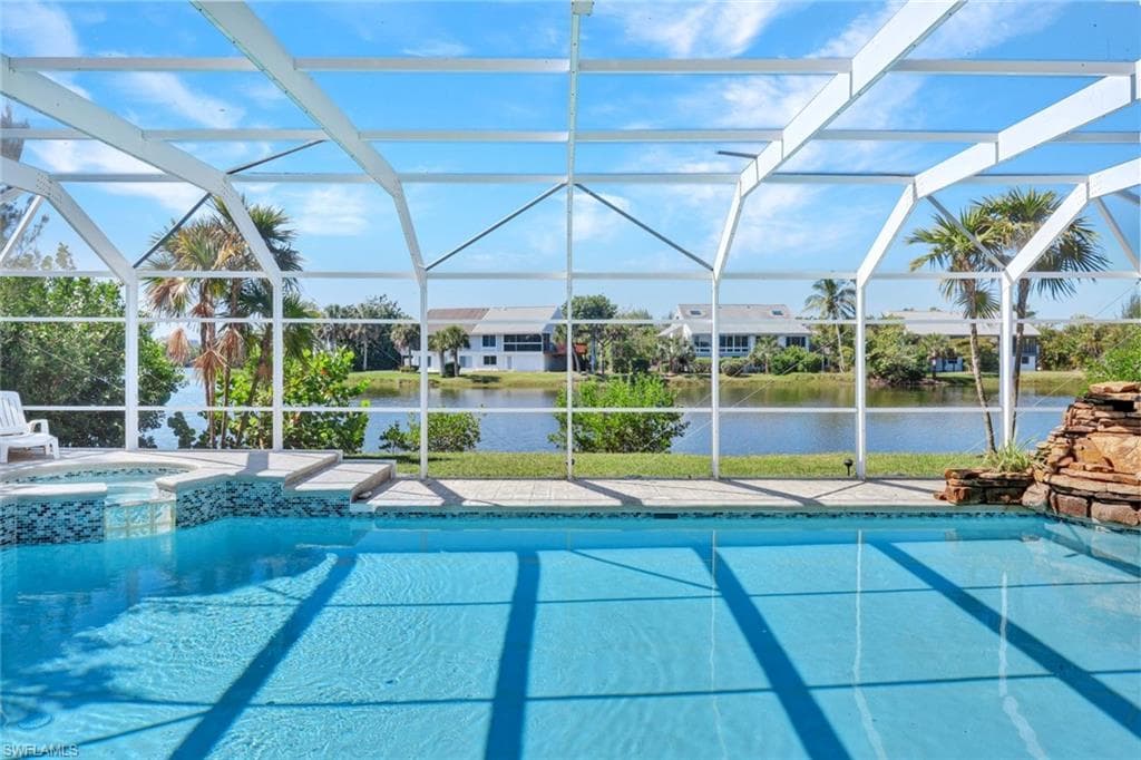9007 Mockingbird DR-7