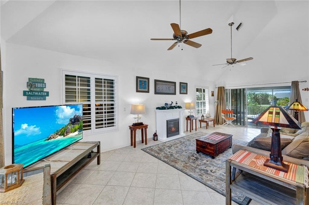 9007 Mockingbird DR-20