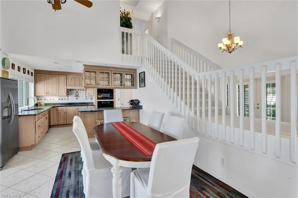 9007 Mockingbird DR-24