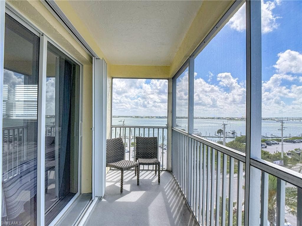 100 Estero BLVD 531-18