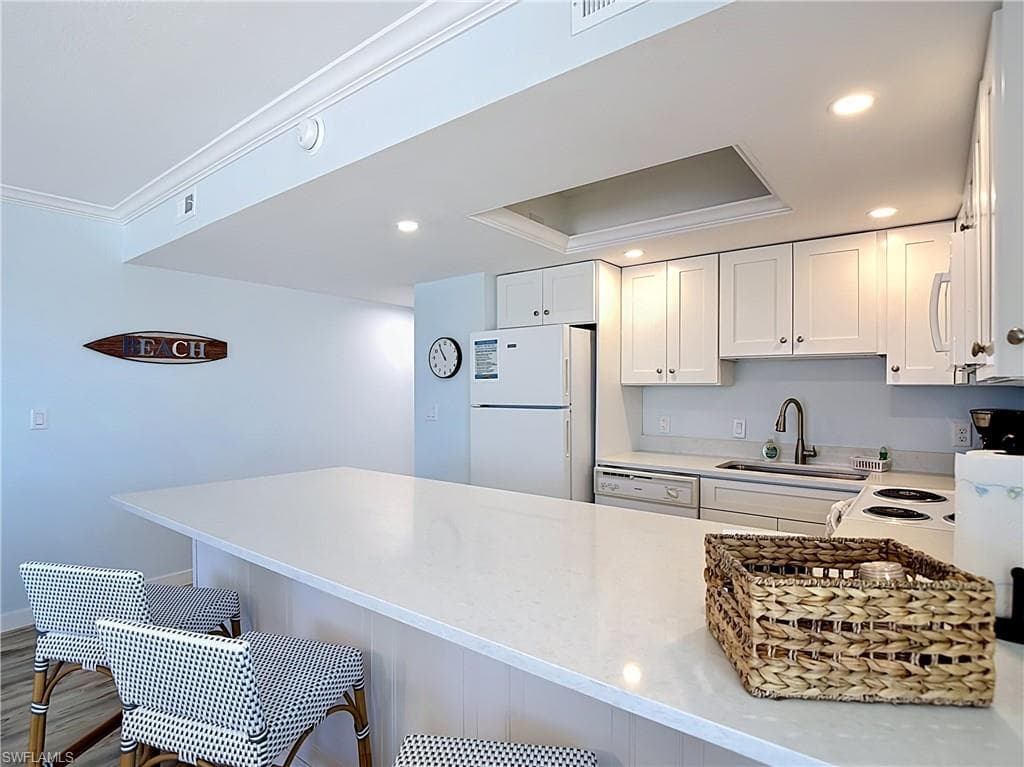 100 Estero BLVD 531-25