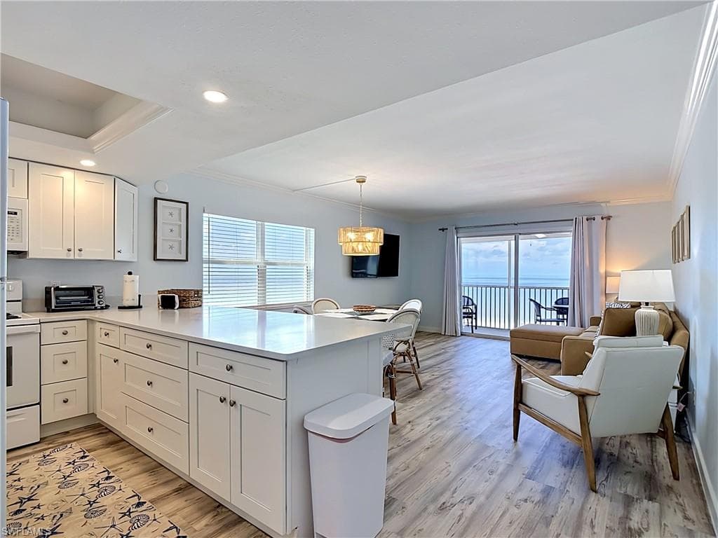 100 Estero BLVD 531-21