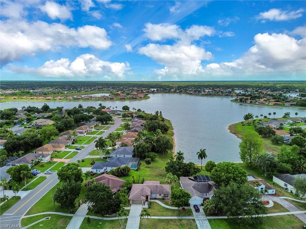 3200 Orange Grove TRL-32
