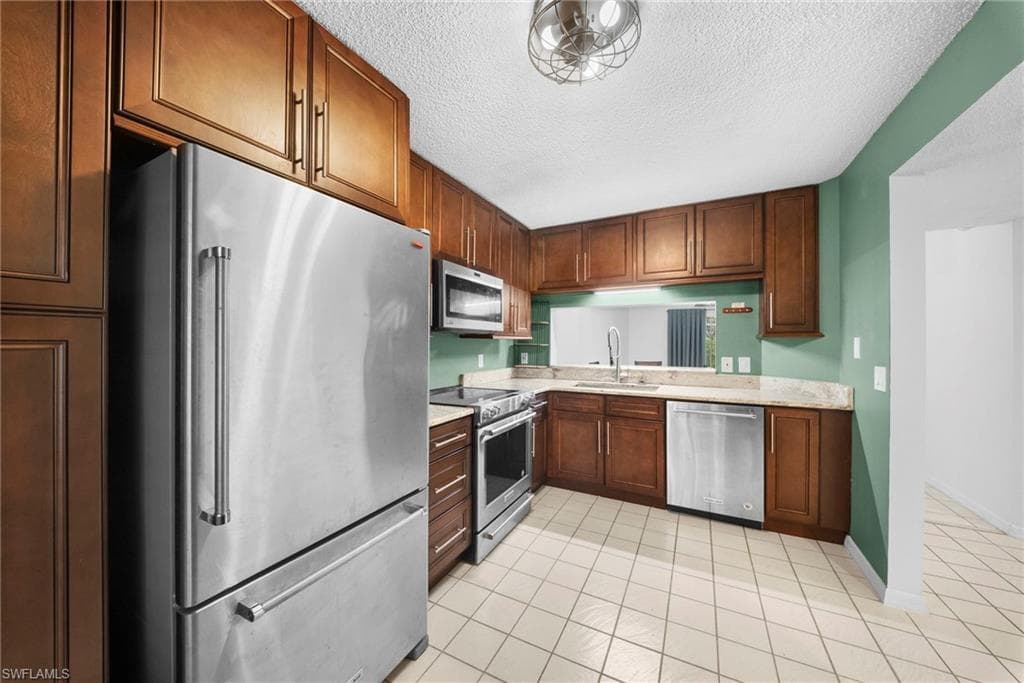 7761 Jewel LN 102-14