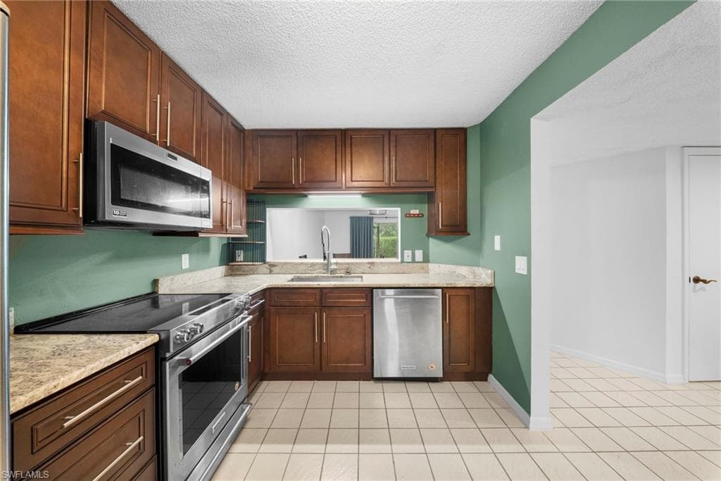7761 Jewel LN 102-15