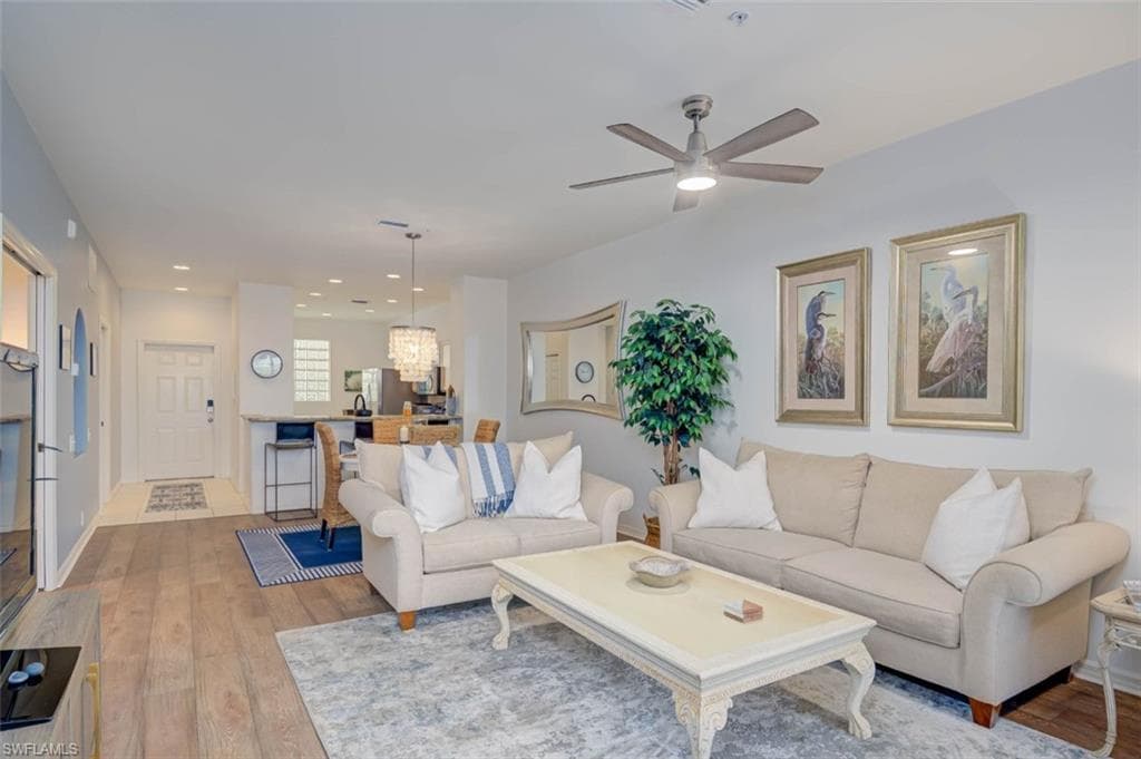 8223 Parkstone PL 102-6