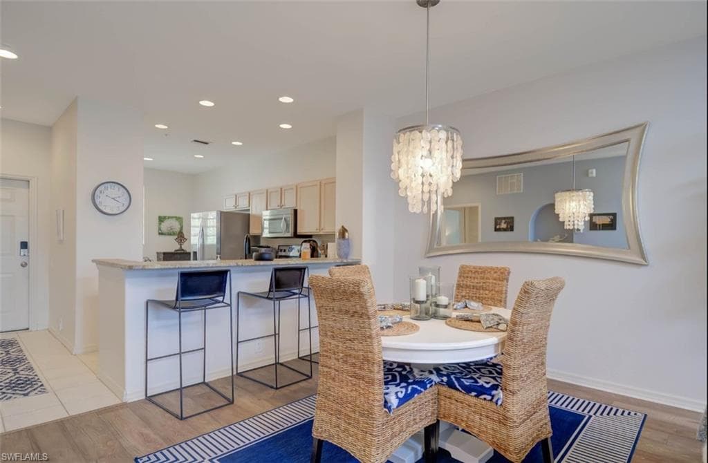 8223 Parkstone PL 102-10