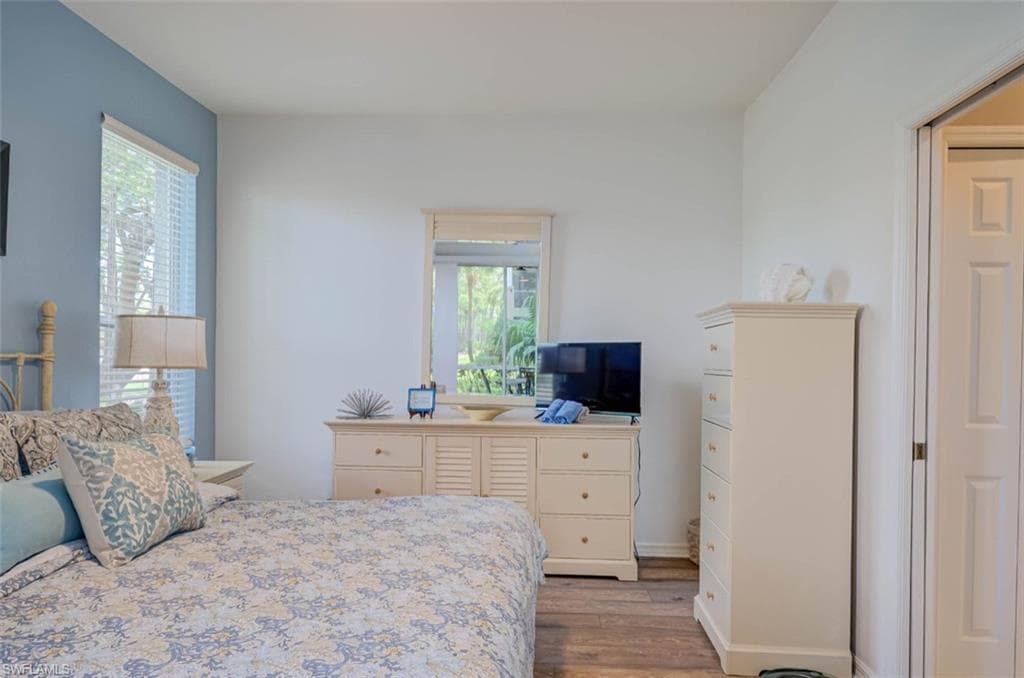 8223 Parkstone PL 102-18