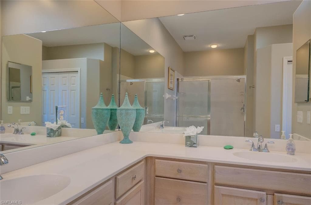 8223 Parkstone PL 102-21