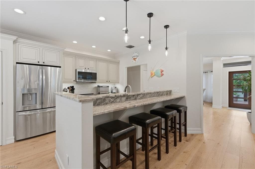 5070 Tamarind Ridge DR-18