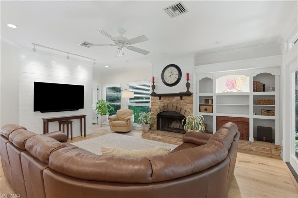 5070 Tamarind Ridge DR-21
