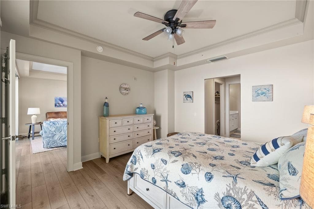 2743 1st ST 1404-28