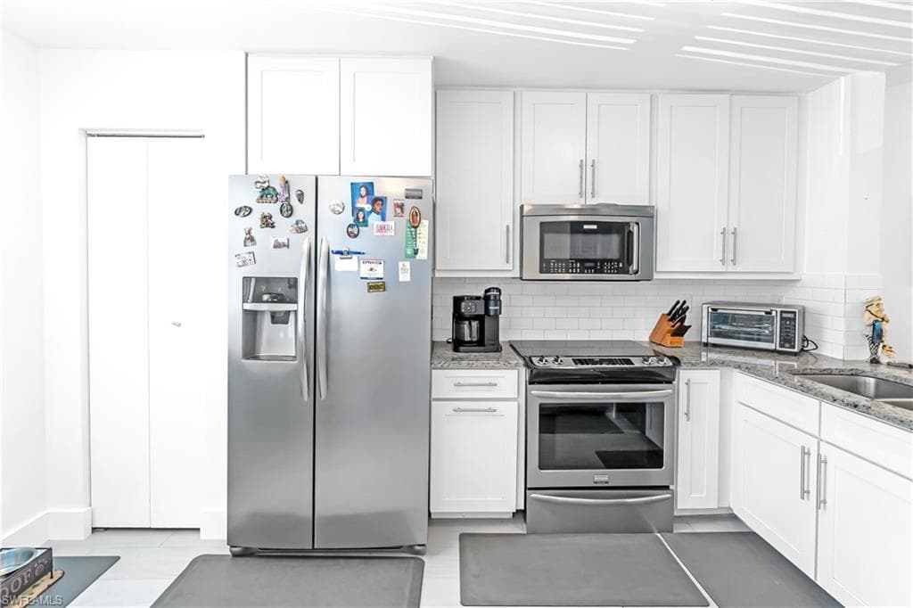 1330 Derbyshire CT E203-10