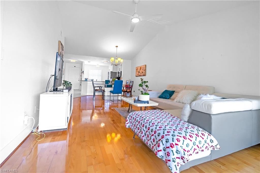1330 Derbyshire CT E203-18