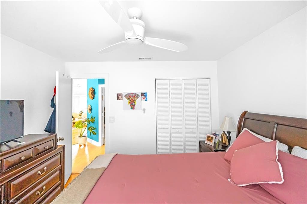 1330 Derbyshire CT E203-35