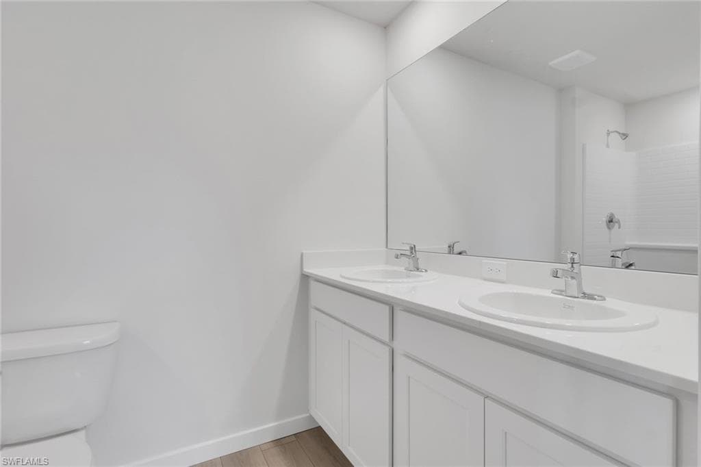 532 Ilaria CT-17