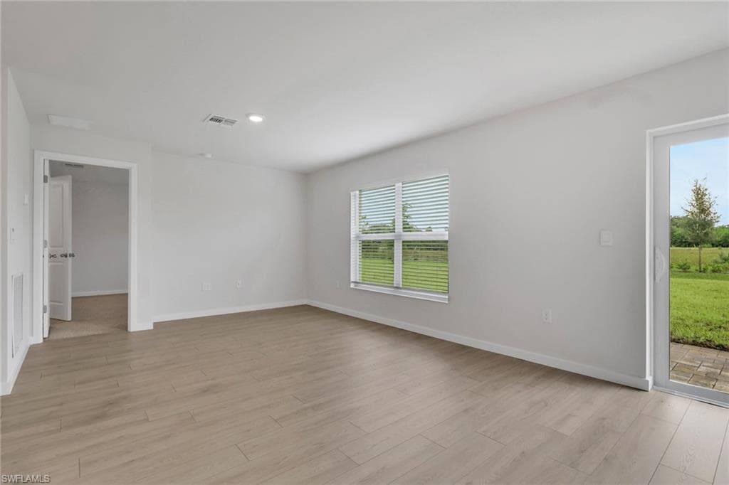 532 Ilaria CT-14