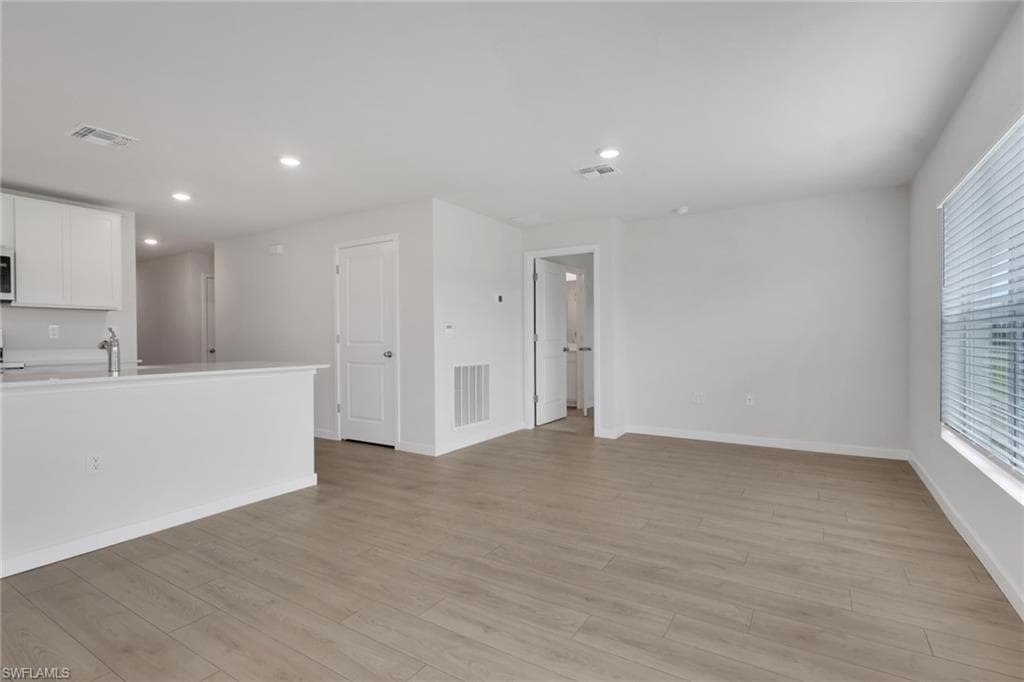 532 Ilaria CT-8