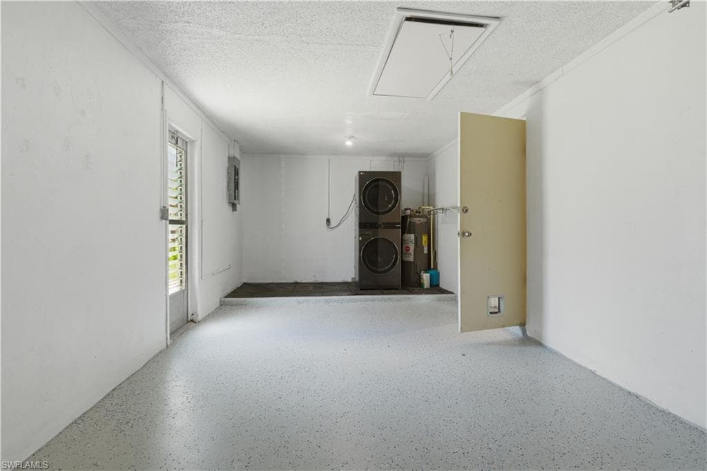 4425 N Canal CIR-12