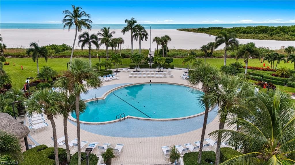 320 Seaview CT 1207-27