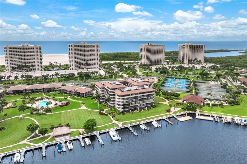 320 Seaview CT 1207-36