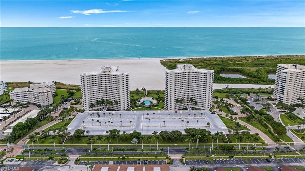 320 Seaview CT 1207-39
