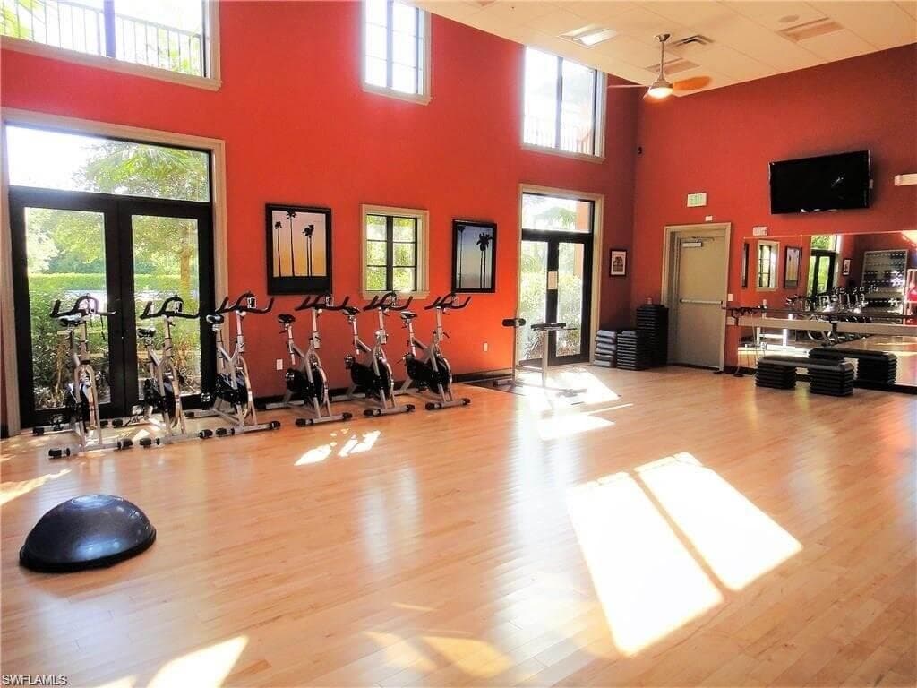 9076 Rialto ST 6204-43