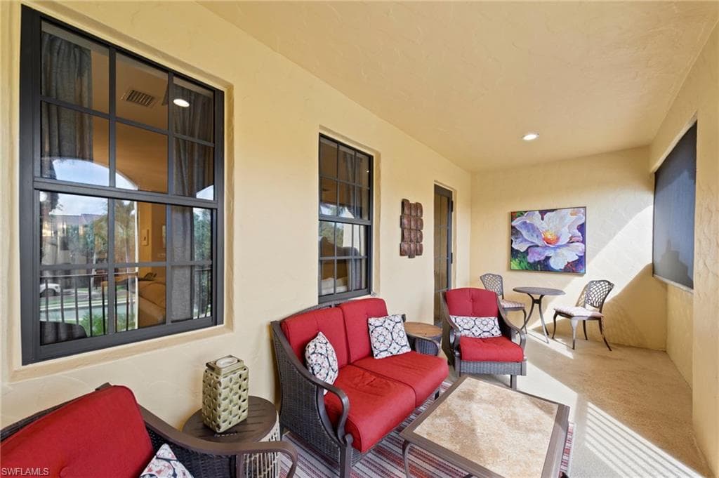 9076 Rialto ST 6204-28