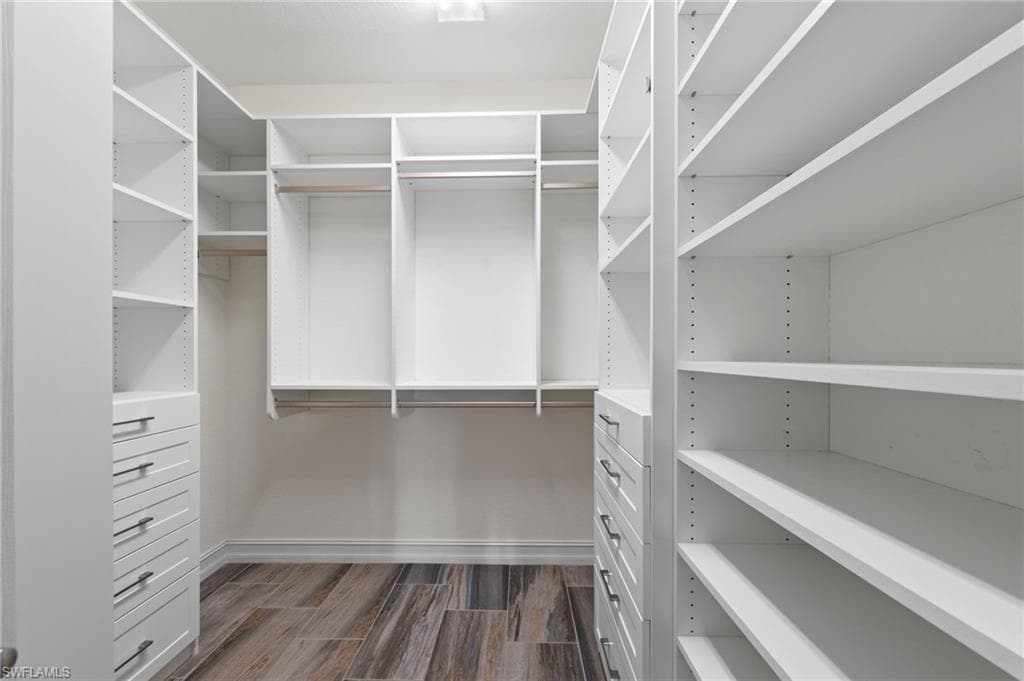 9076 Rialto ST 6204-20