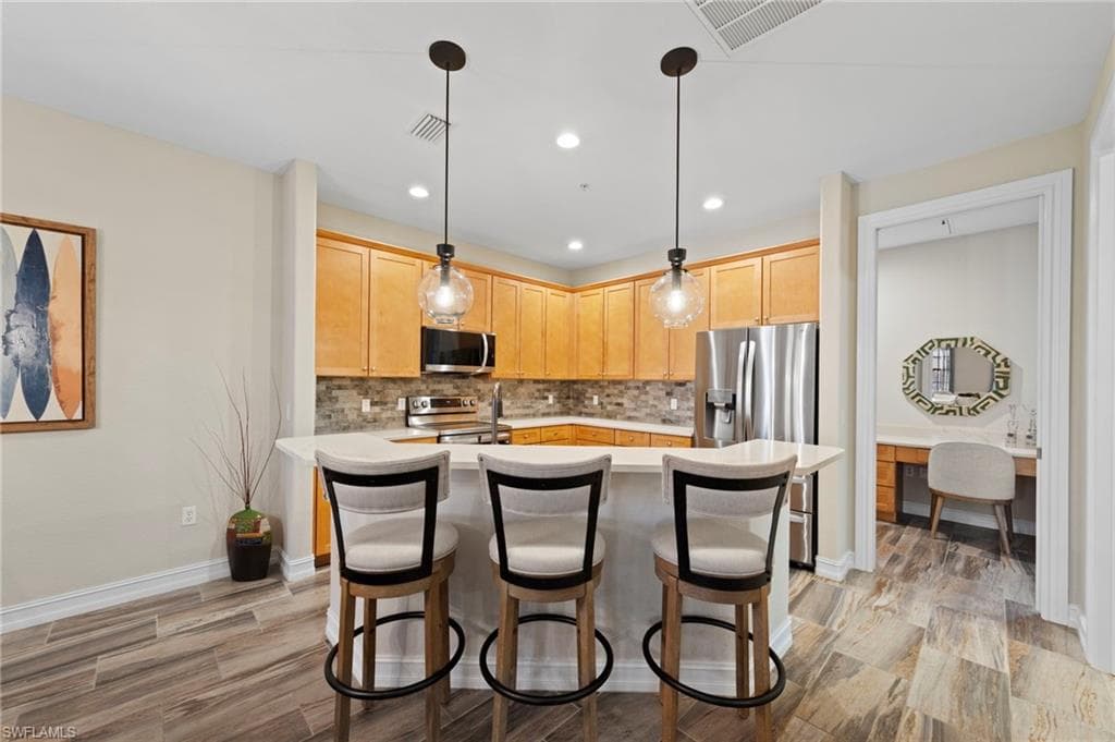 9076 Rialto ST 6204-11
