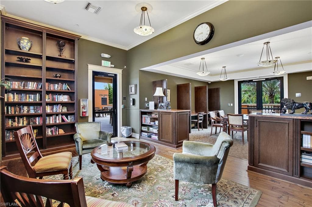 9076 Rialto ST 6204-40