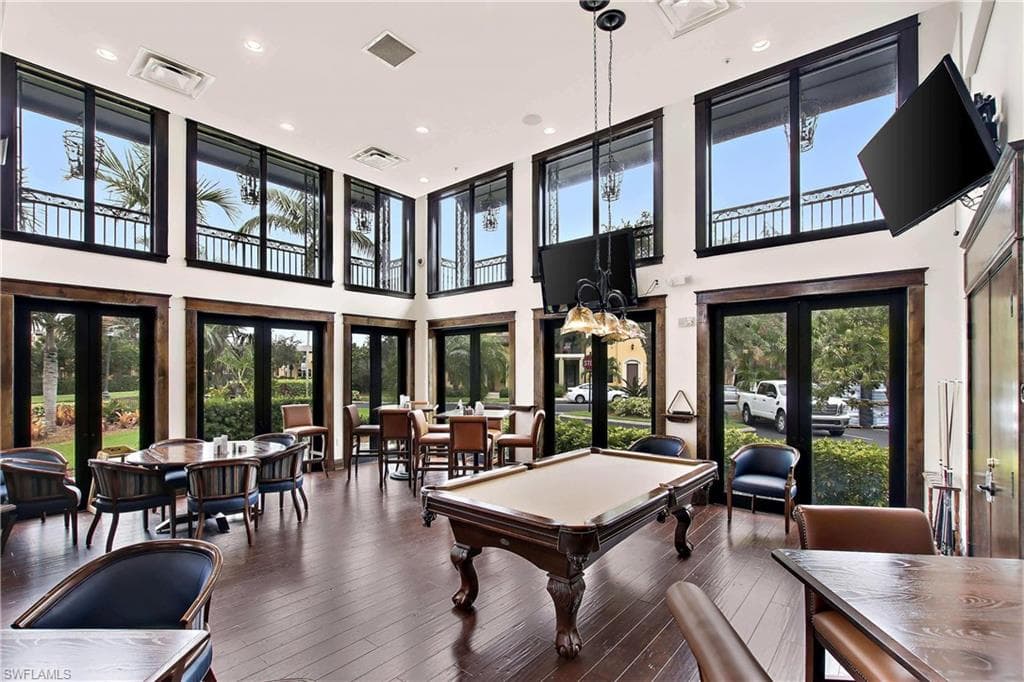 9076 Rialto ST 6204-39