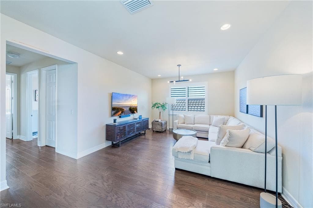 11546 Meadowrun CIR-16