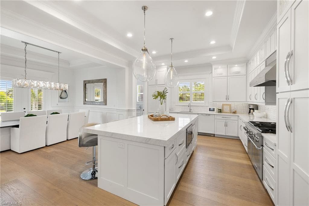 950 8th ST S-4