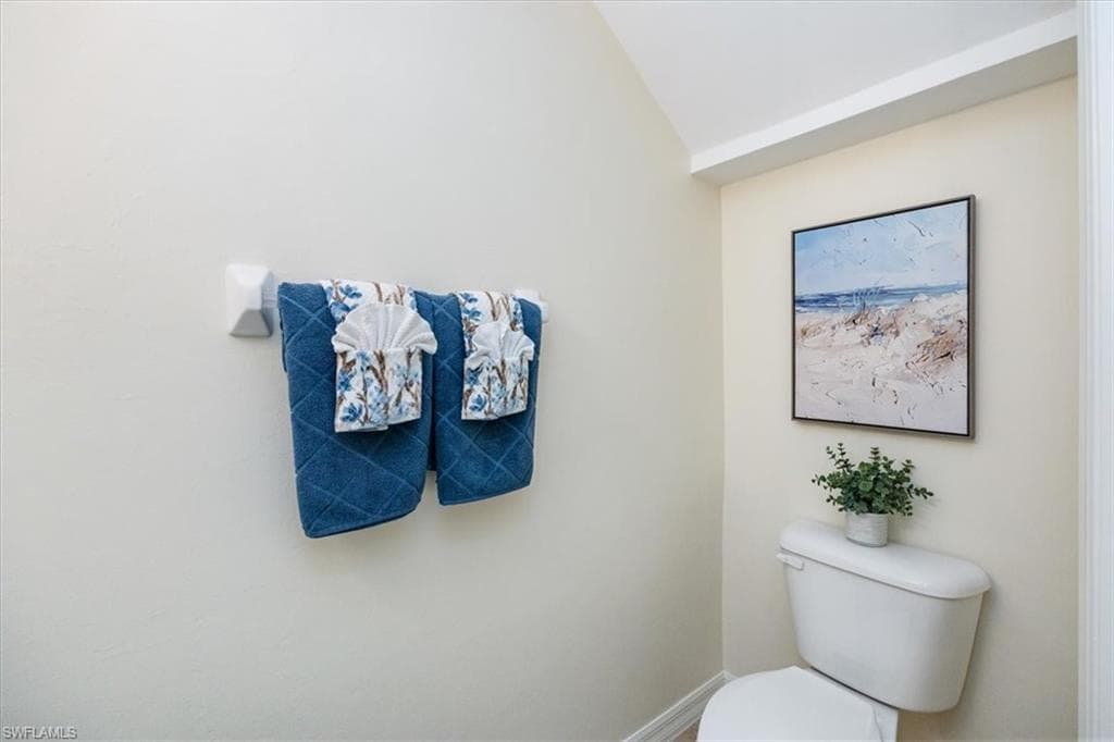 14095 Winchester CT 603-21