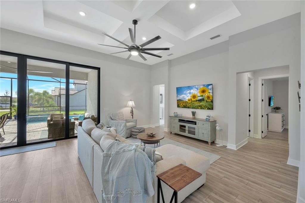 17673 Kinzie LN-13