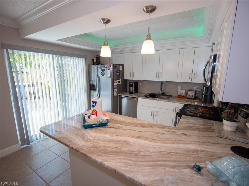 1727 Park Meadows DR 2-18