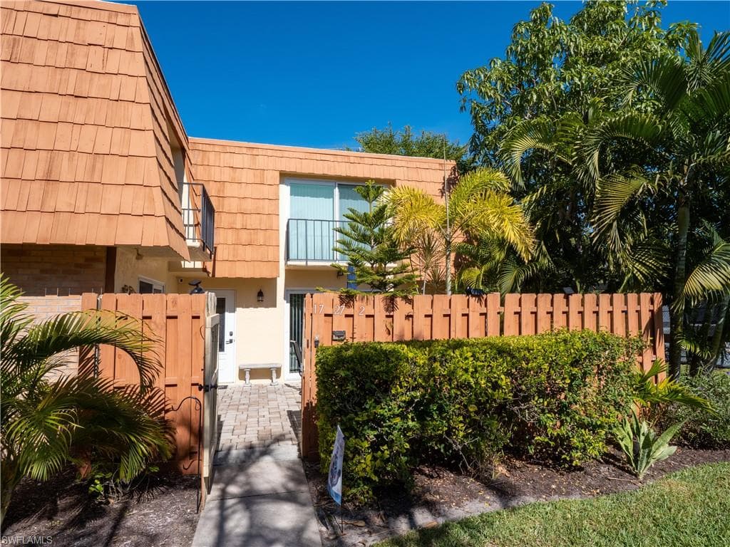 1727 Park Meadows DR 2-4