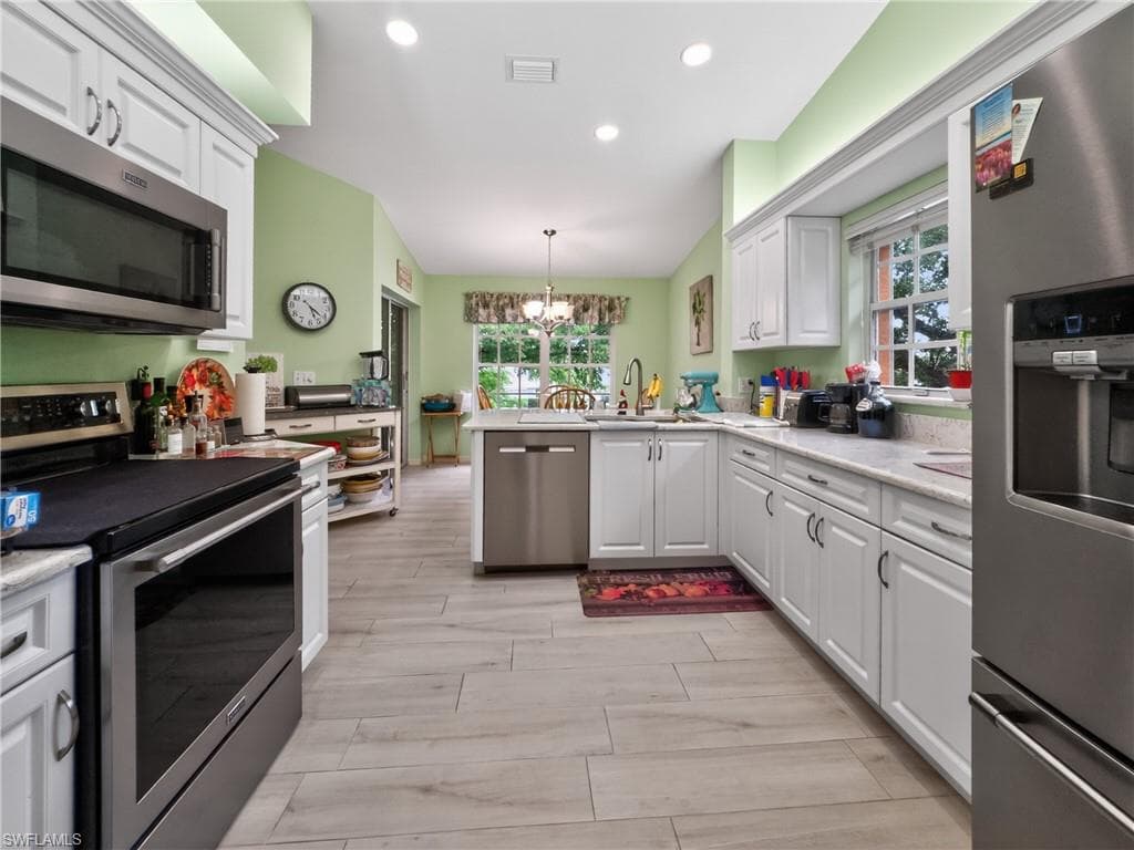 15091 Lakeside View DR 1604-11