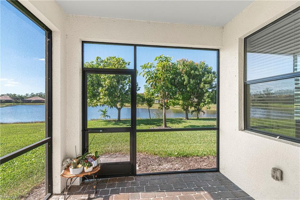10996 Cherry Laurel DR-33