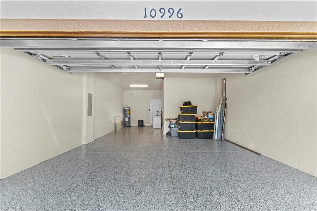 10996 Cherry Laurel DR-8