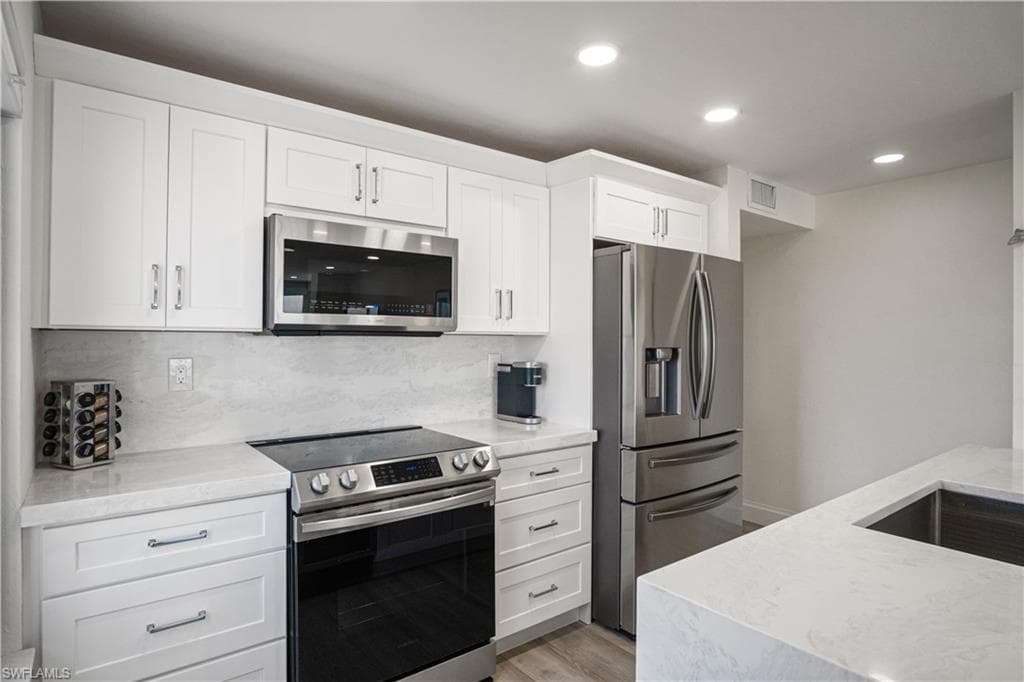 25820 Hickory BLVD 301-19