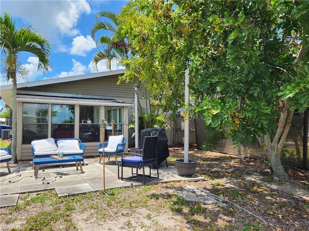 11370 & 11368 Summerwinds CT 70-26