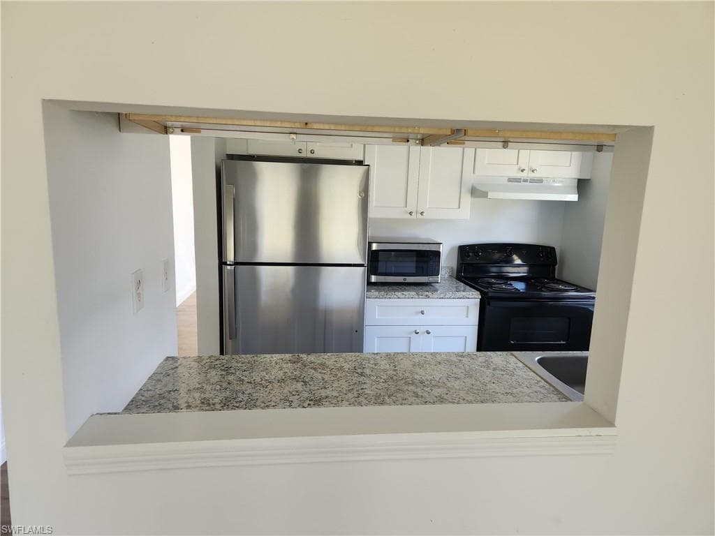 11370 & 11368 Summerwinds CT 70-36