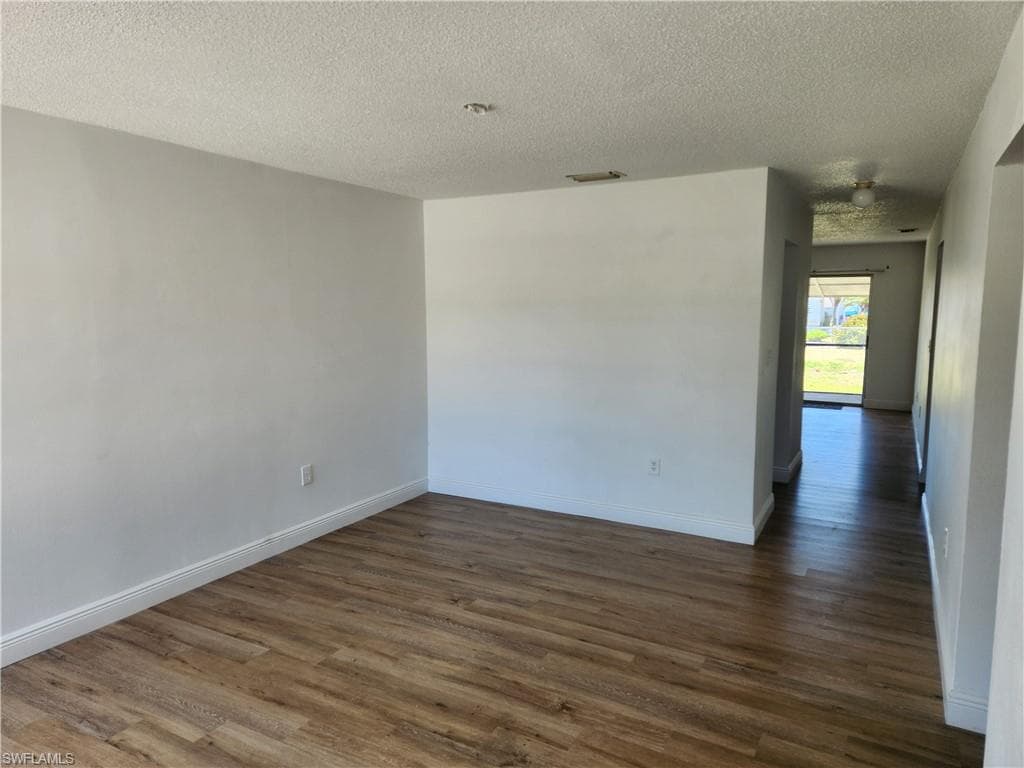 11370 & 11368 Summerwinds CT 70-32