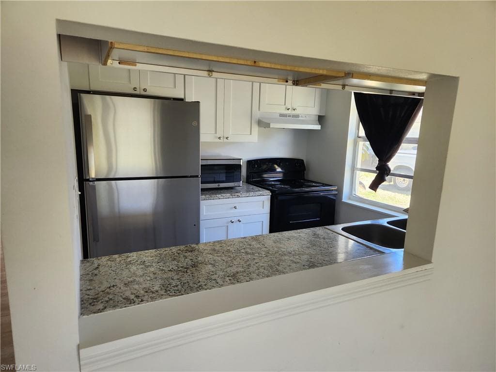11370 & 11368 Summerwinds CT 70-35