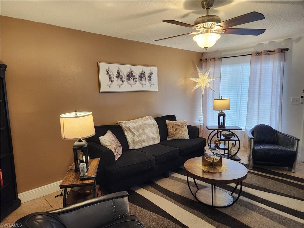 11370 & 11368 Summerwinds CT 70-8