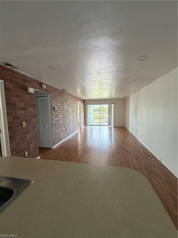 1100 Pondella RD 810-6